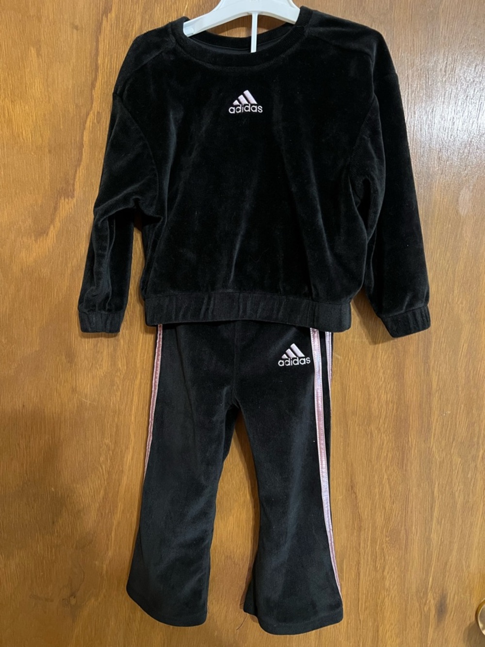 Adidas Long Sleeve Sweatshirt & Flare Leggings 2 Piece Set Velour 18 Months